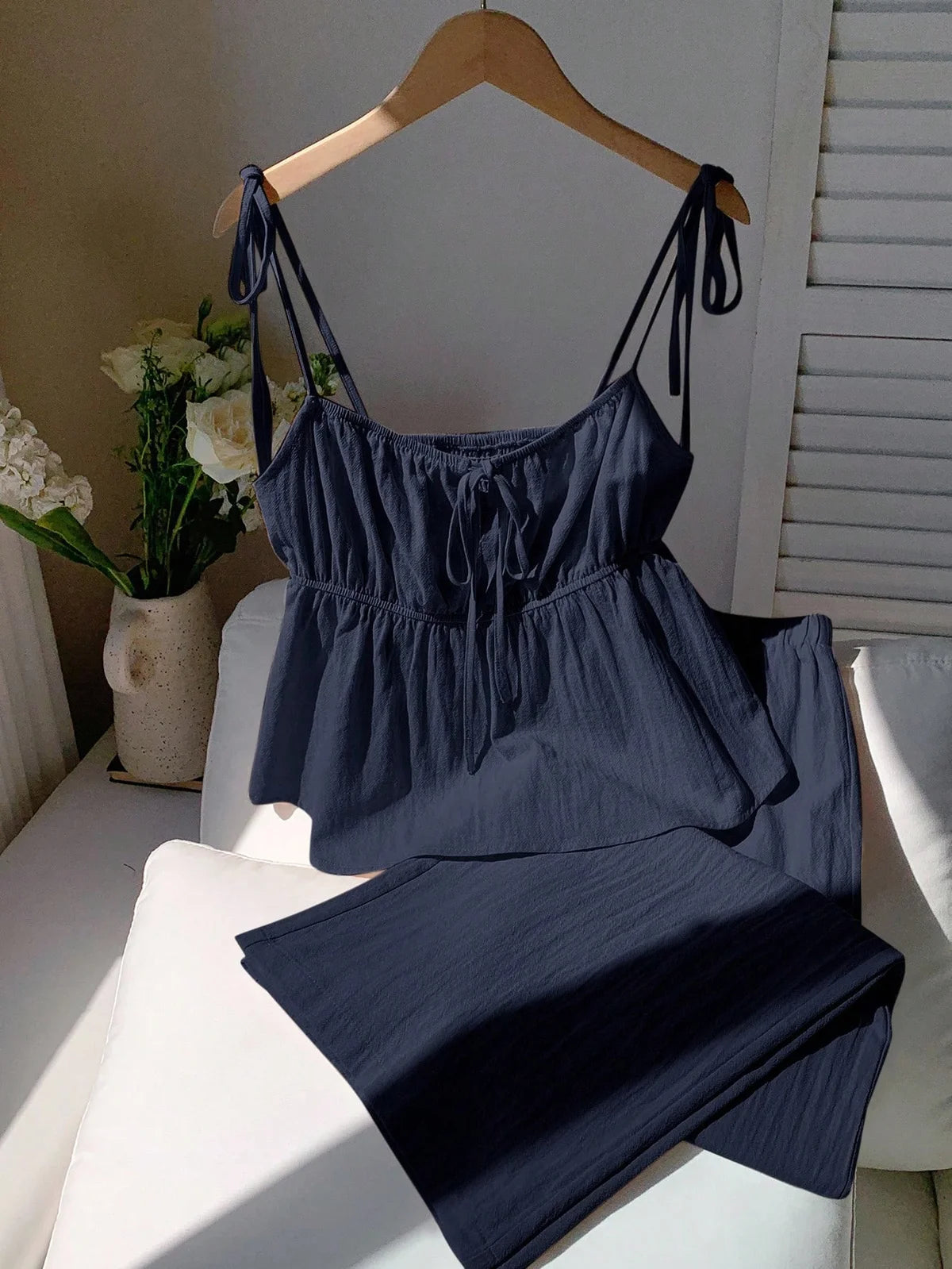 Conjunto de Camiseta Regata de Linho Azul Marinho Trançado e