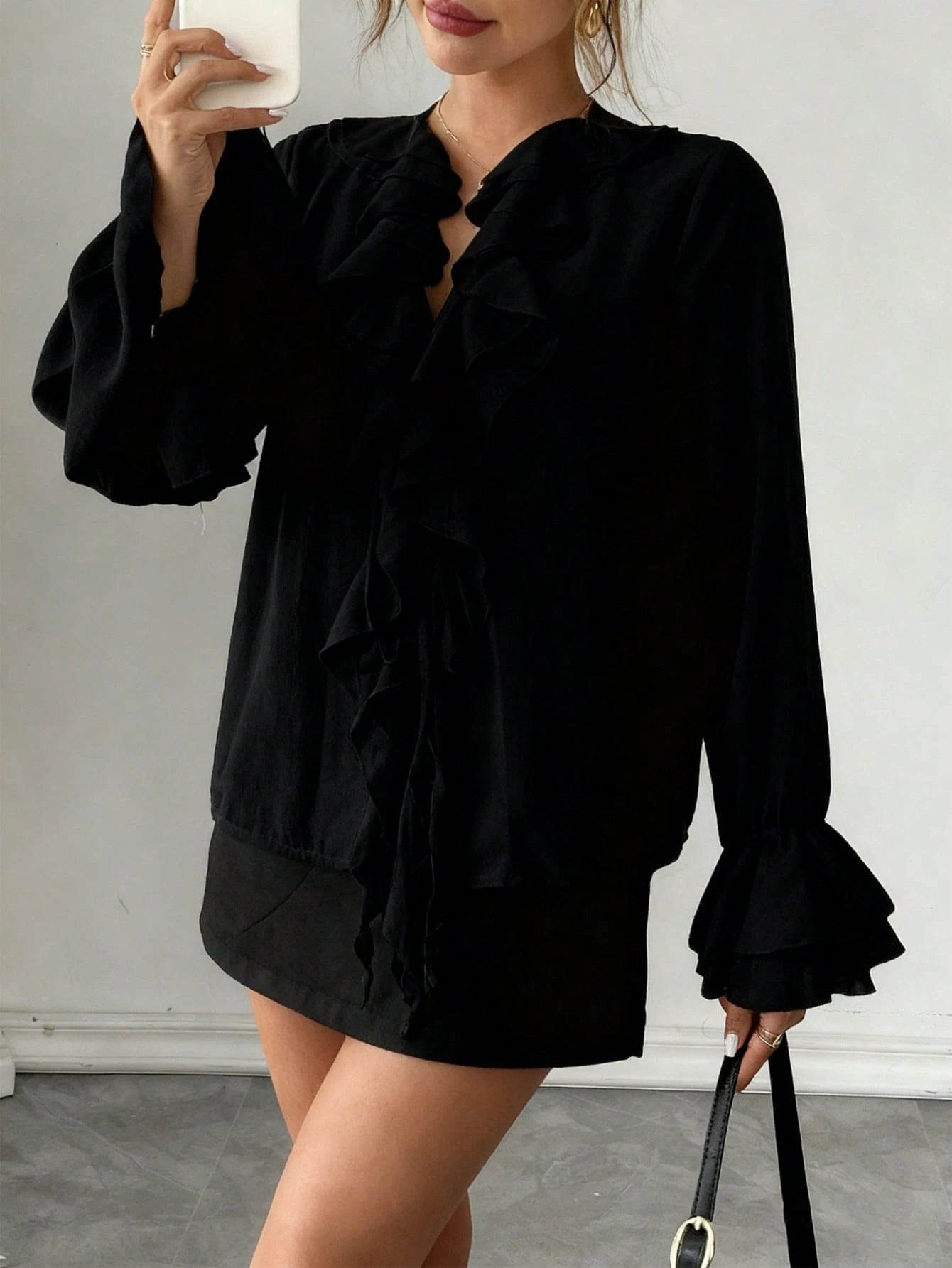 Blusa Chiffon Manga Lanterna com Amarração Frontal
