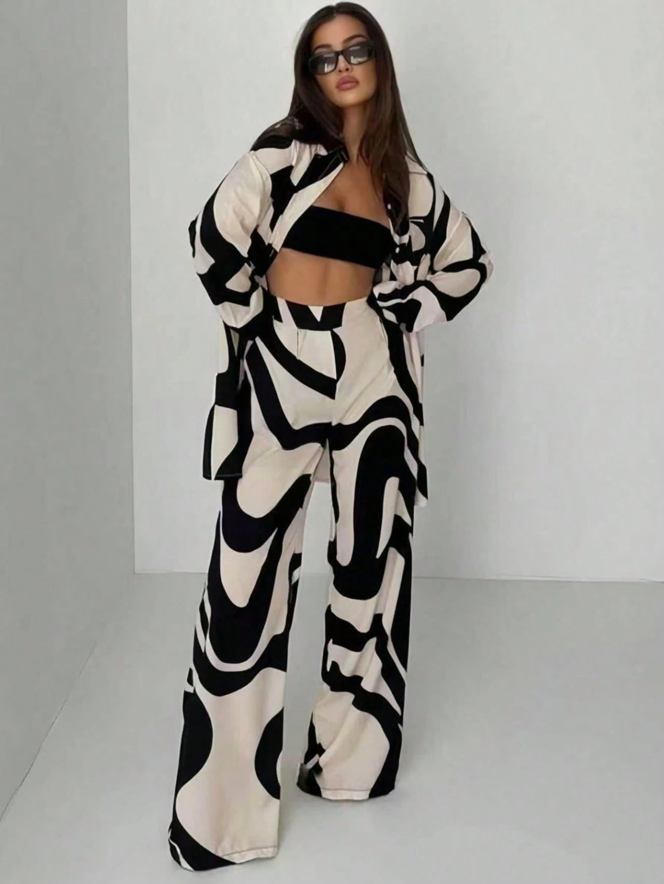 Conjunto Camisa Manga Longa e Calça Reta Colorblock