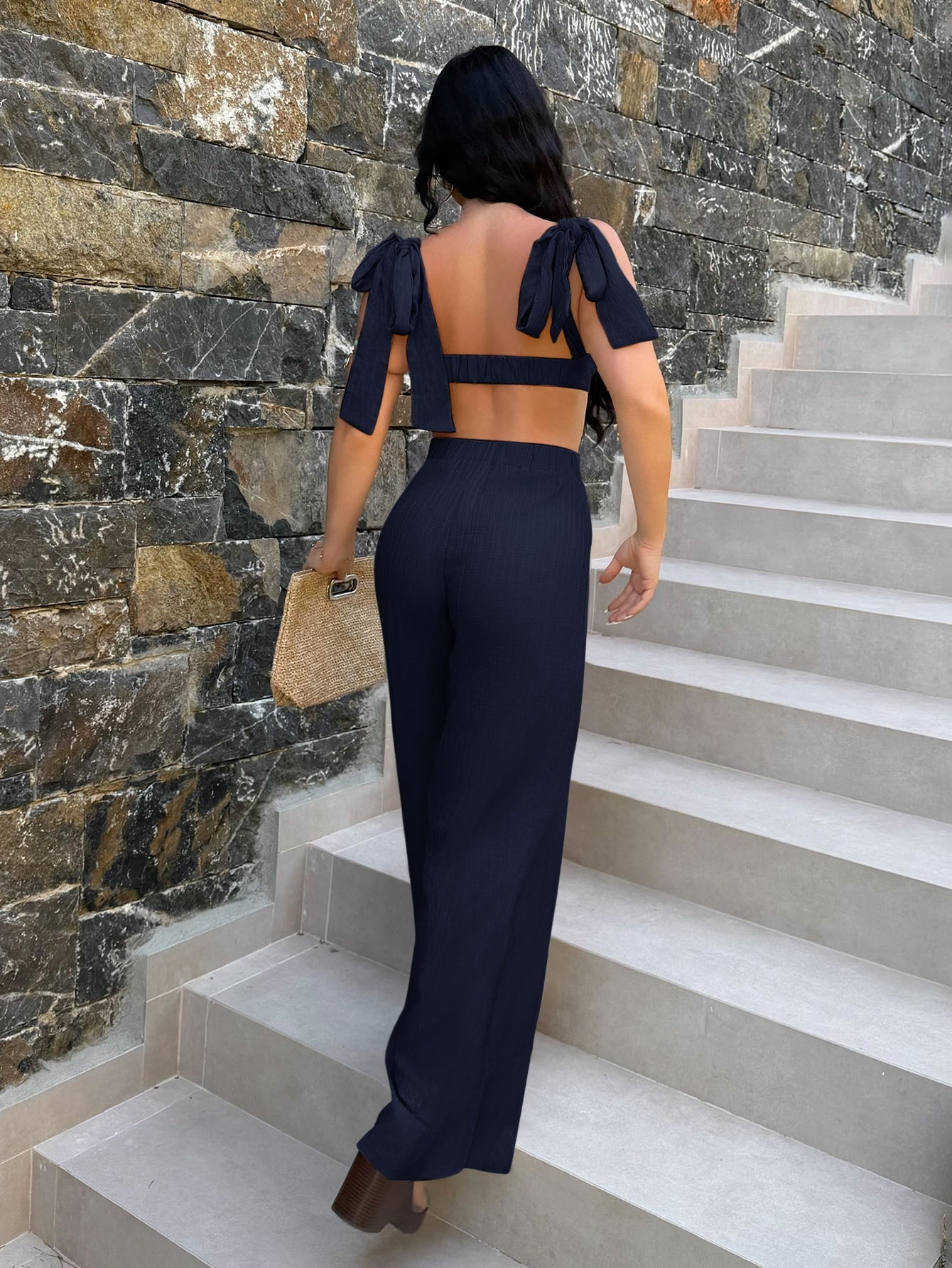 Conjunto 2 Peças Top Coração com Alças de Laço e Calça Super Pantalona