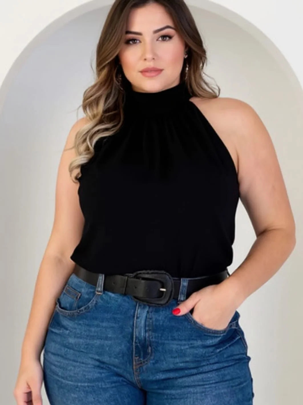 Blusa Feminina Plus Size Gola Alta sem Mangas