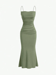 Vestido Feminino de Alça com Babado Pregueado na Bainha, Cor