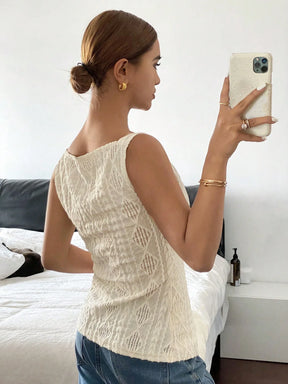 Colete de Alfaiataria Top feminina branca sem mangas com textura