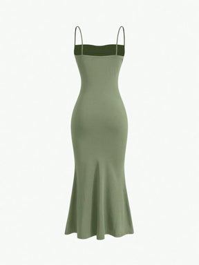 Vestido Feminino de Alça com Babado Pregueado na Bainha, Cor