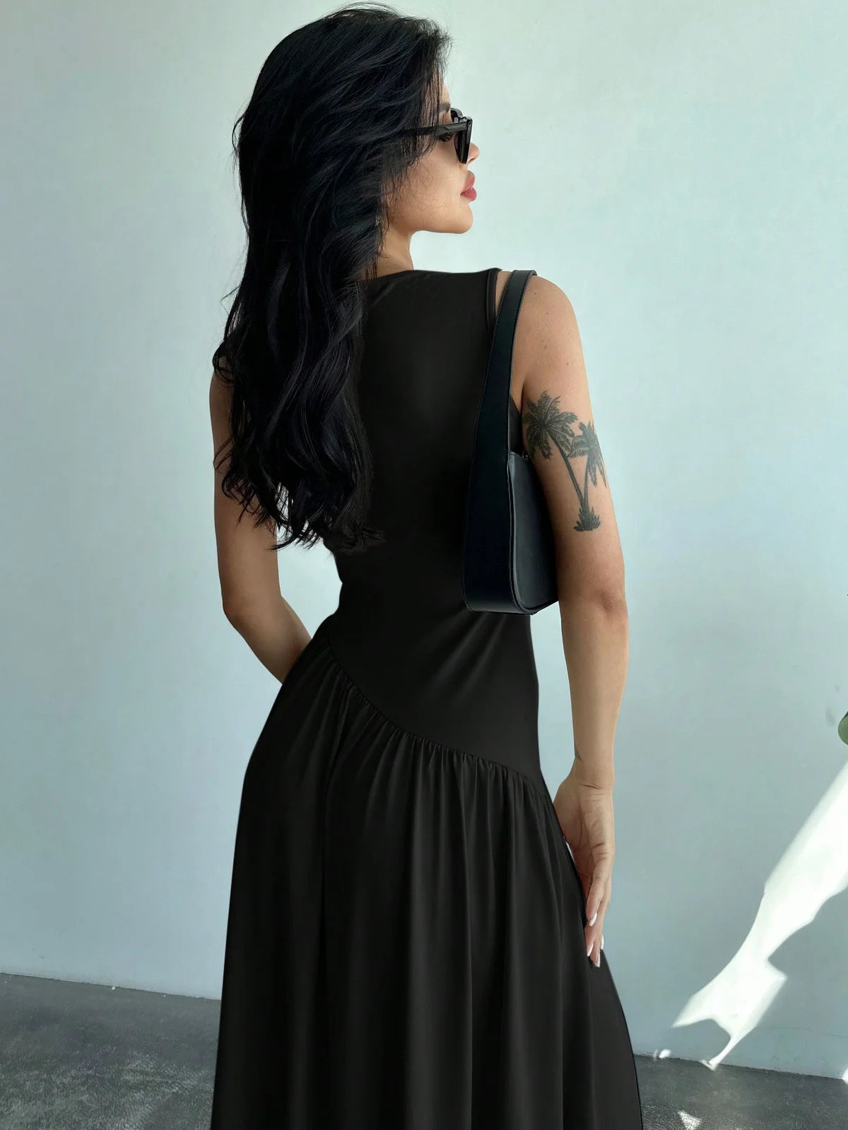 Vestido Longo sem Mangas e Cintura Frufru sólido de cor para uso