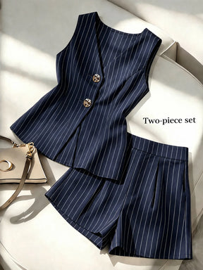 Conjunto Feminino 2 Peças /, Top Decote em V e Shorts, Conjunto