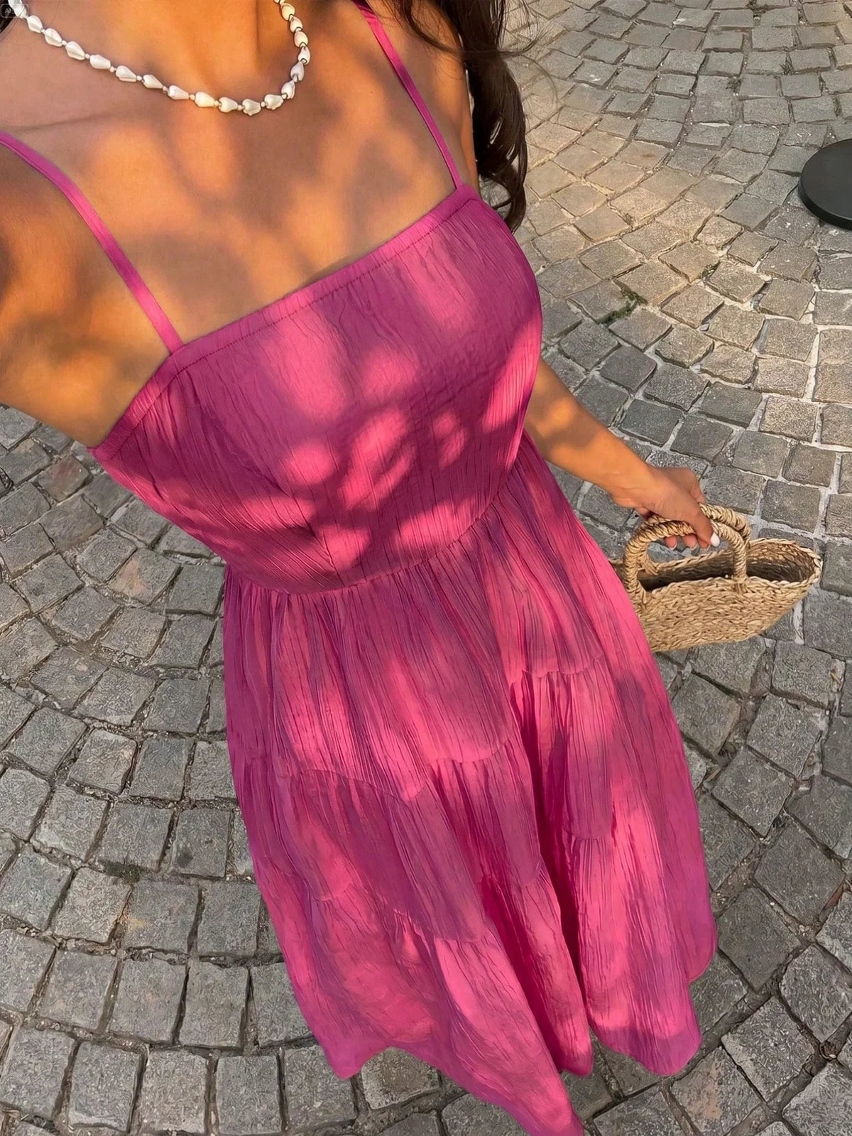 Vestido Sem Mangas Férias Solto e Emagrecedor com Alças Finas