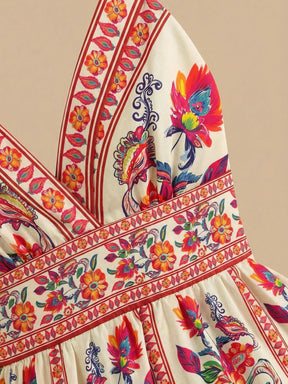 Vestido Curto Estampado de Chiffon com Alças Finas para