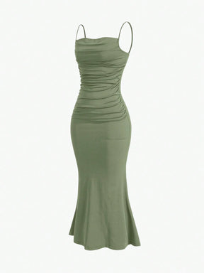 Vestido Feminino de Alça com Babado Pregueado na Bainha, Cor