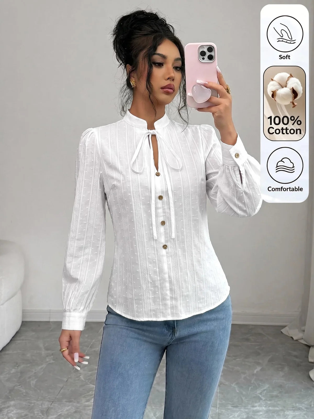 Blusa Feminina Branca com Tecido Jacquard Texturizado