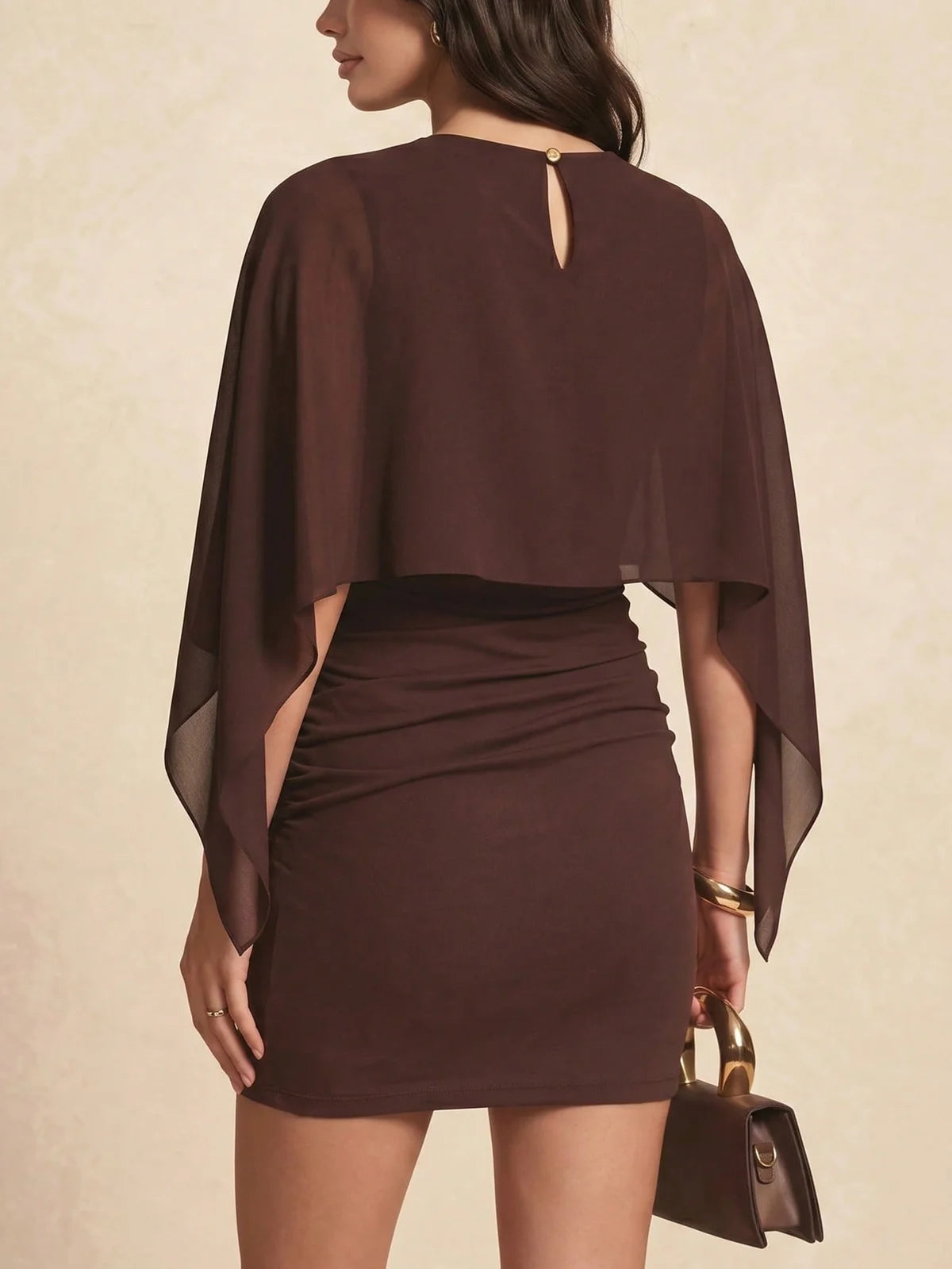 Vestido de Festa e Leve com Manga Morcego e Patchwork em Cor