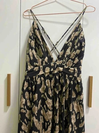 Vestido Sexy Costas Nuas com Tiras Cruzadas Criss-Cross