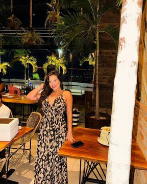 Vestido Sexy Costas Nuas com Tiras Cruzadas Criss-Cross