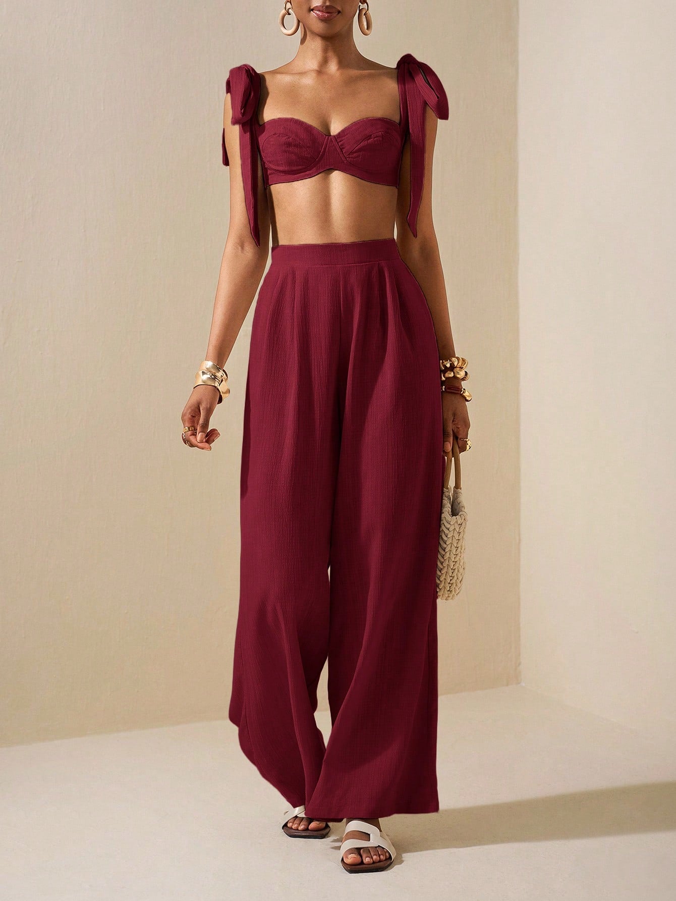 Conjunto 2 Peças Top Coração com Alças de Laço e Calça Super Pantalona
