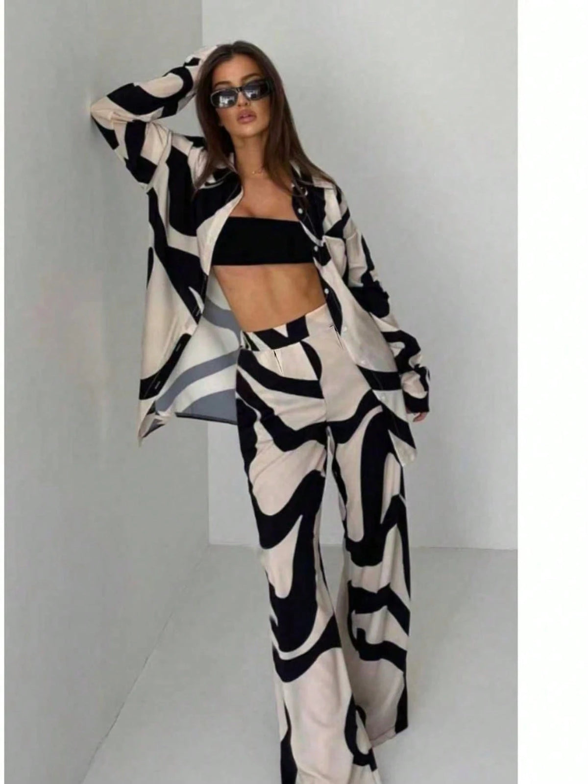 Conjunto Camisa Manga Longa e Calça Reta Colorblock