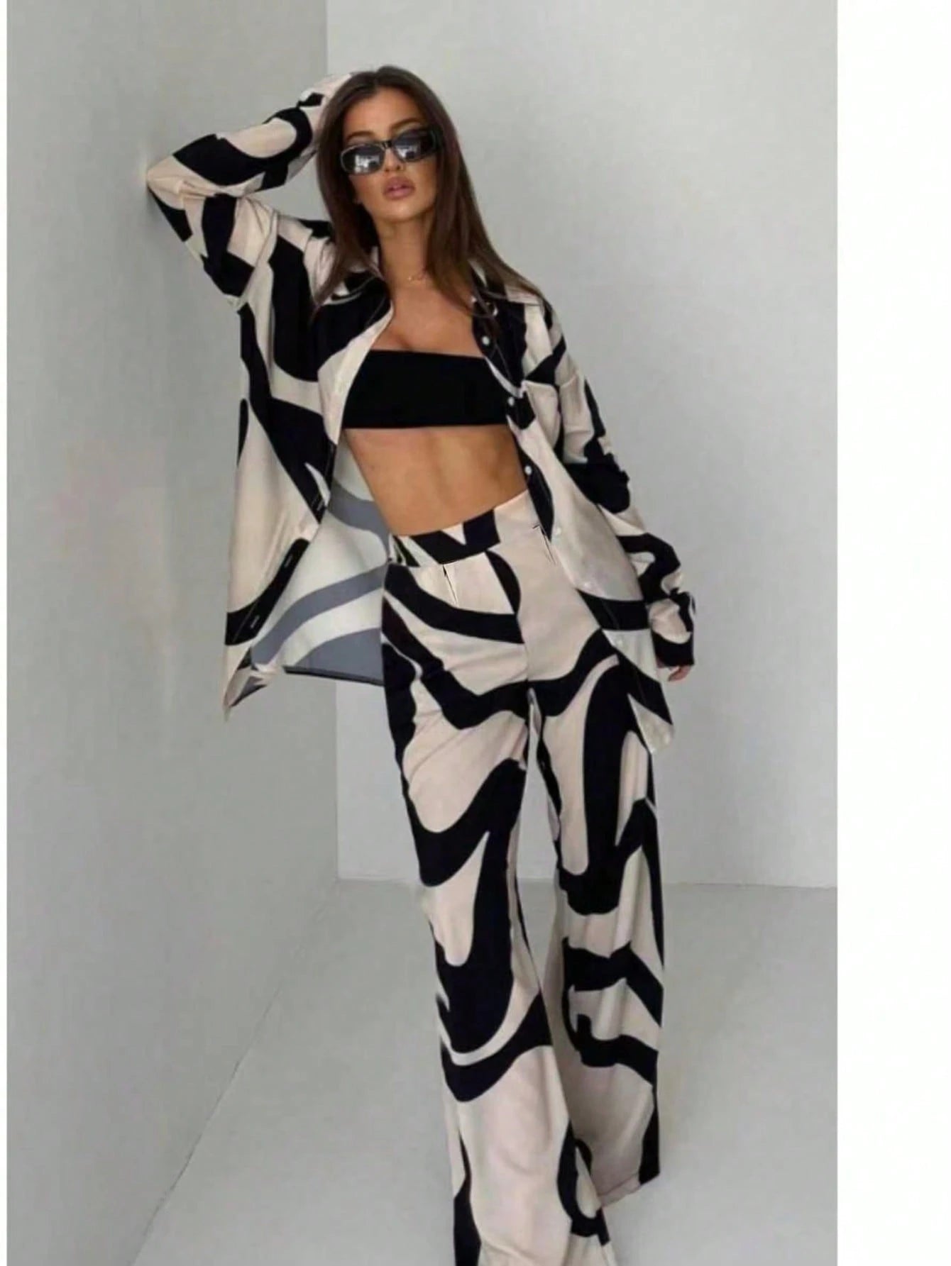 Conjunto Camisa Manga Longa e Calça Reta Colorblock