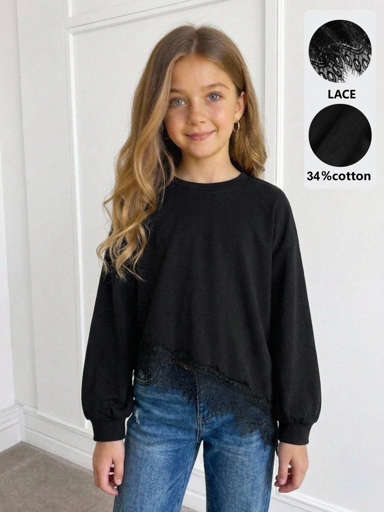 Camiseta Slim Fit Patchwork de Renda com Barra Assimétrica